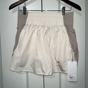 Yogalicious Radiant Color Block Bailey Skort NWT S 48$ Retail